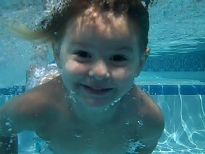 Eva Swimming